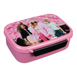 Undercover chléb pít Barbie