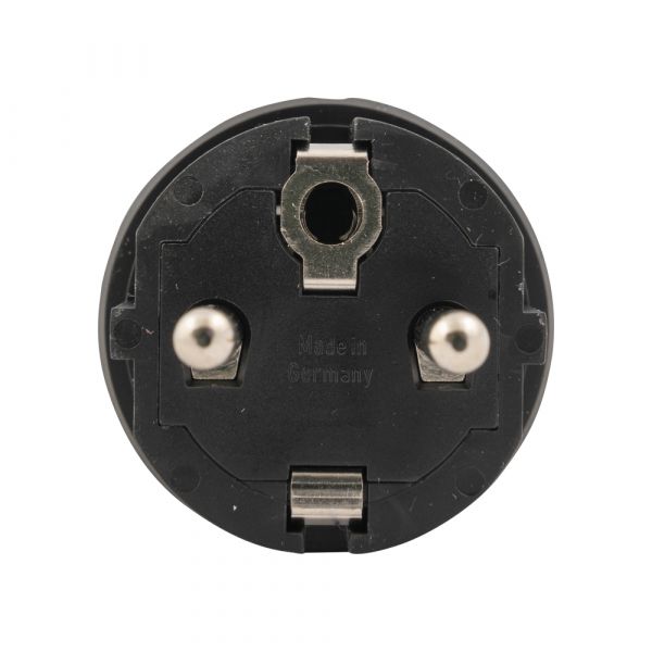 Plug black + ra 16 amp.