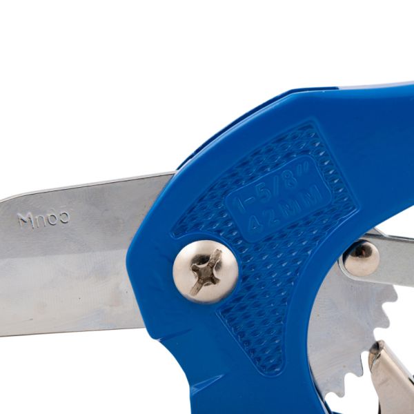 Pipe cutter PVC