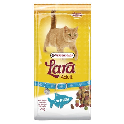 Lara Erwuessene Zalm