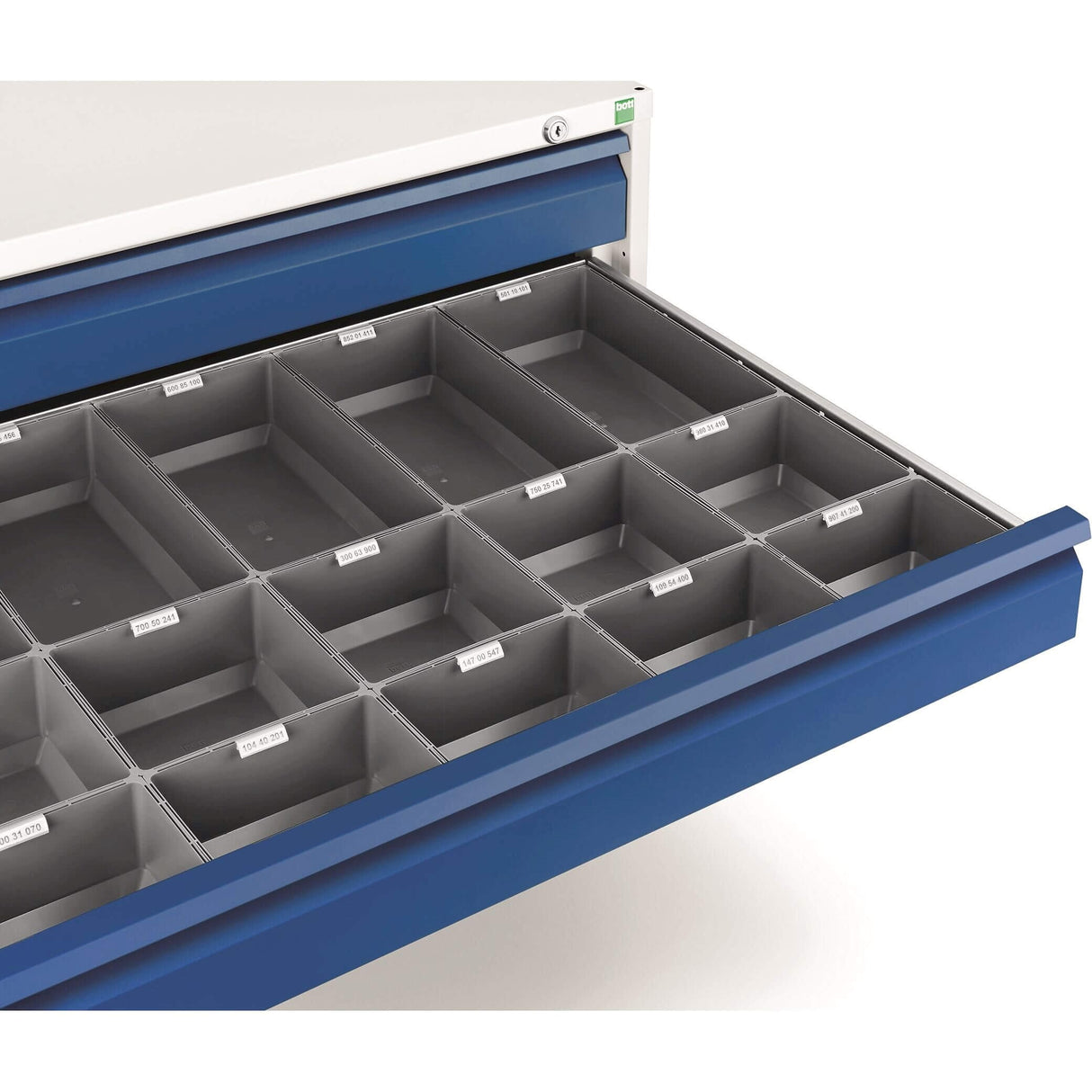 Gama Bott Cubio com 13 bandejas de 65x65 gaveta