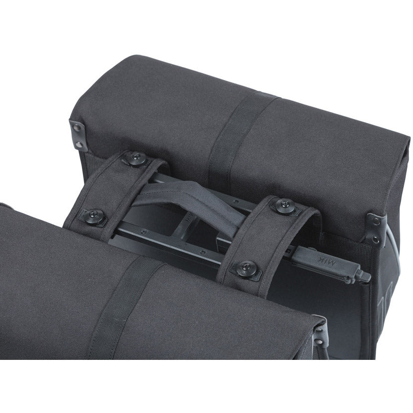 Basilikum Dubble Bicycle Bag Forte Mik 35 liter 15 x 38 x 30 cm - Sort
