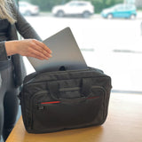 AKTUJTE předměstí ramenní taška pro notebooky až 15,6 palce