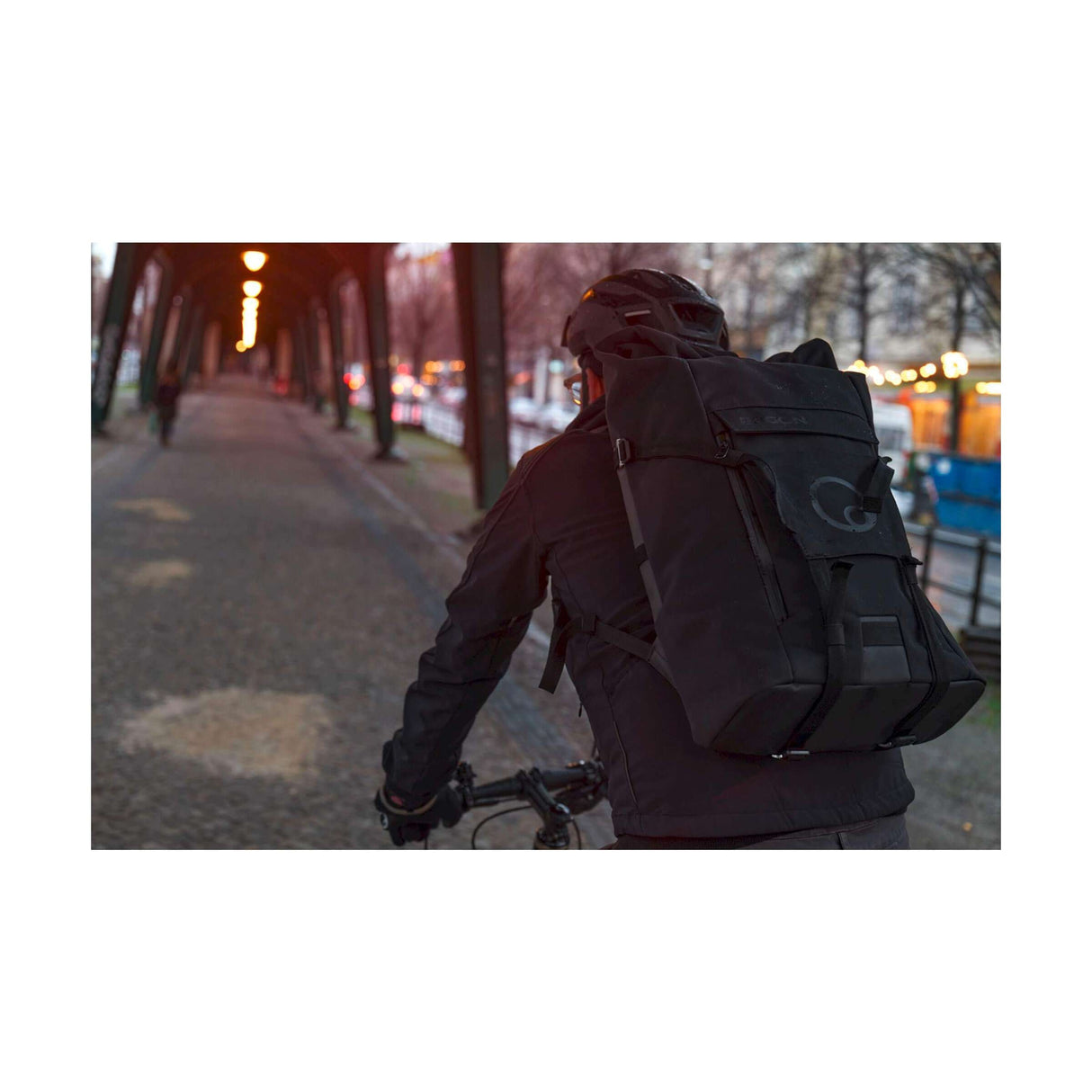 Ergon BC Urban zavazadla - černá