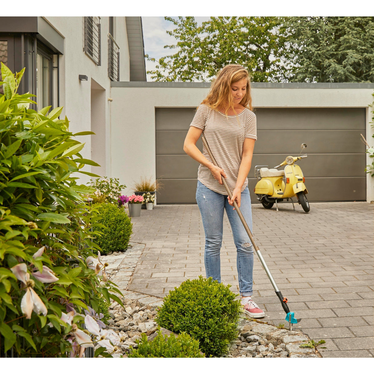 Gardena 2-in-1 Combisystem Weed Weader pro terasy
