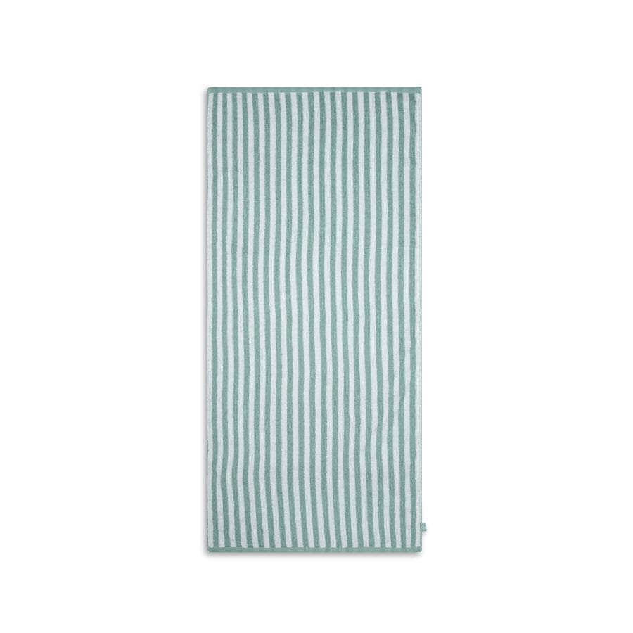 Resort stripe | groen witte katoenen handdoek 135 x 65 cm