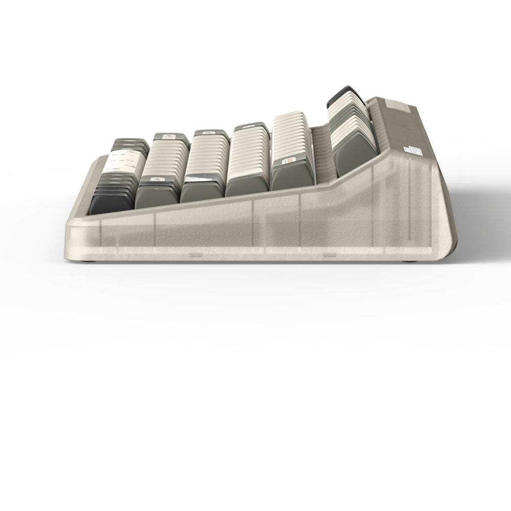 Tastiera meccanica wireless di Iqunix OG80 Hitchhiker