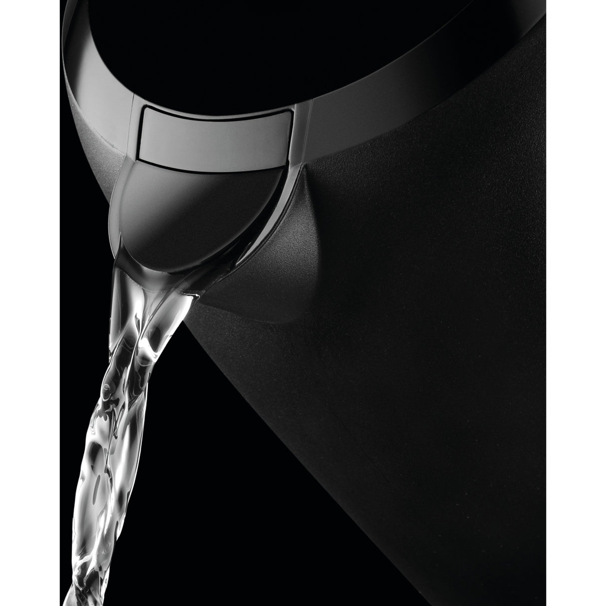 Krups kettle Proaroma BW 2448