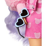 Mattel Extra # 6 dans des shorts de veste d'ours en peluche