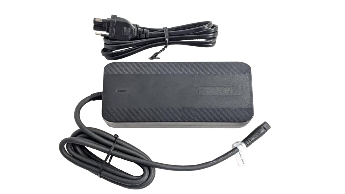 Darfon 2A Charger Integrated DT Battery STEPS Type G