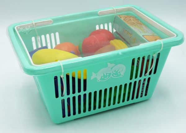 Playgo 20-piece shopping basket
