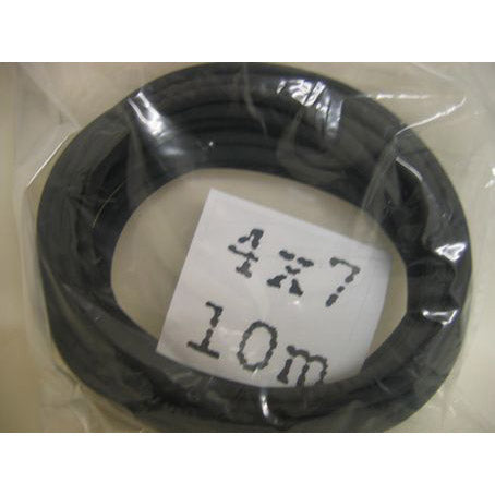 Rolle en 10m bensinslange 4x7 gummi