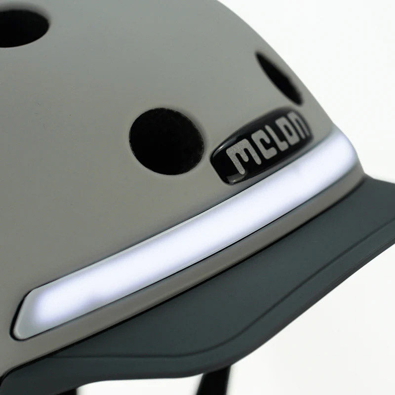 Melon Helmet with lighting e-series Metropolis XL-XXL