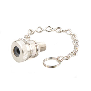Pump nipple plug-in with chain