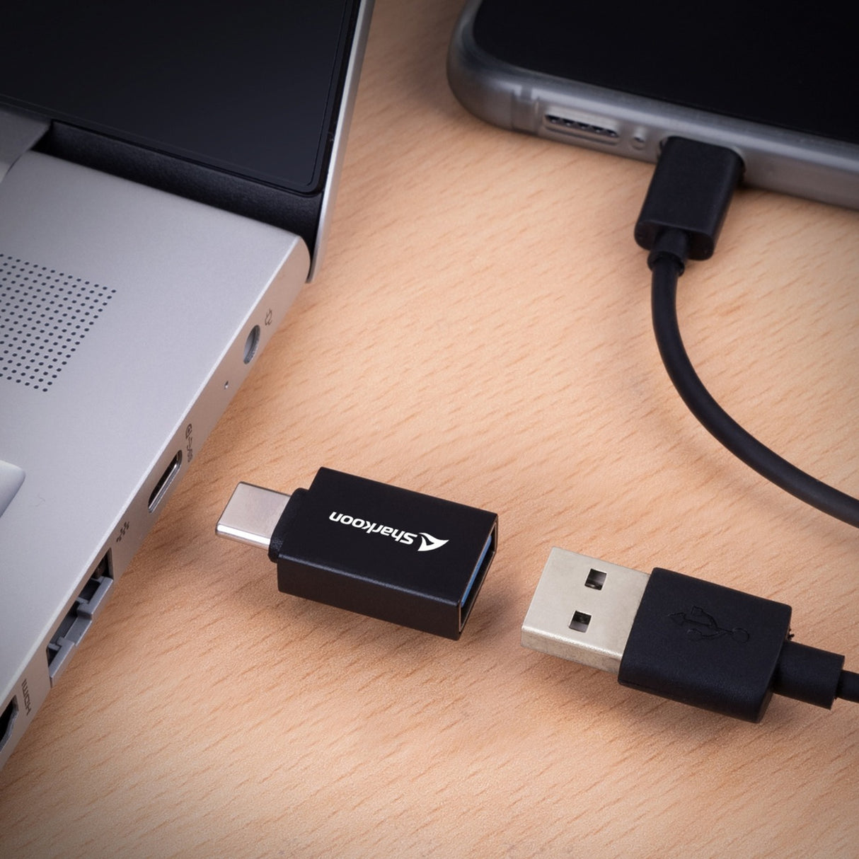 Sharkoon OfficePal USB-C adaptéry