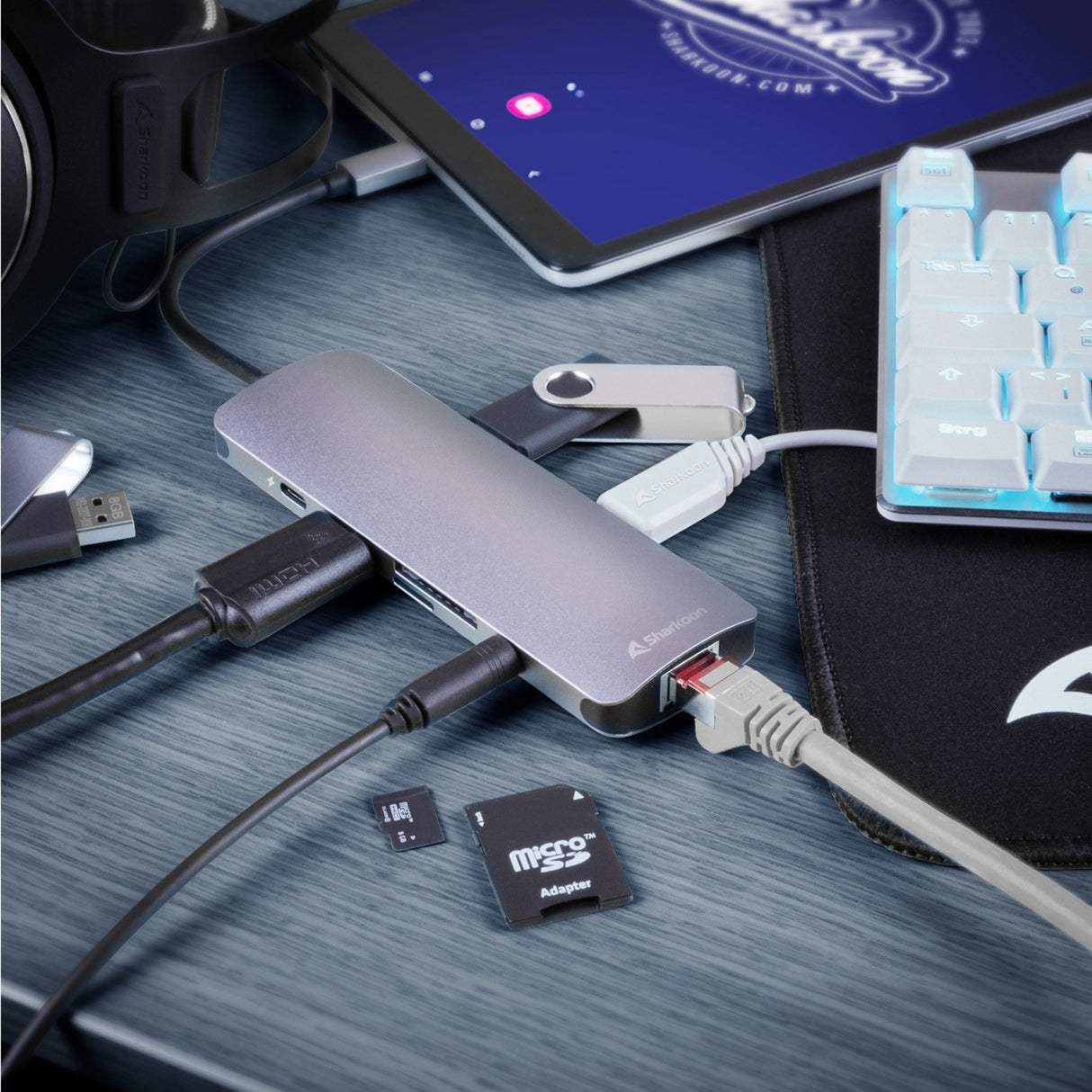 Sharkoon USB 3.0 tipa C kombinirani adapter