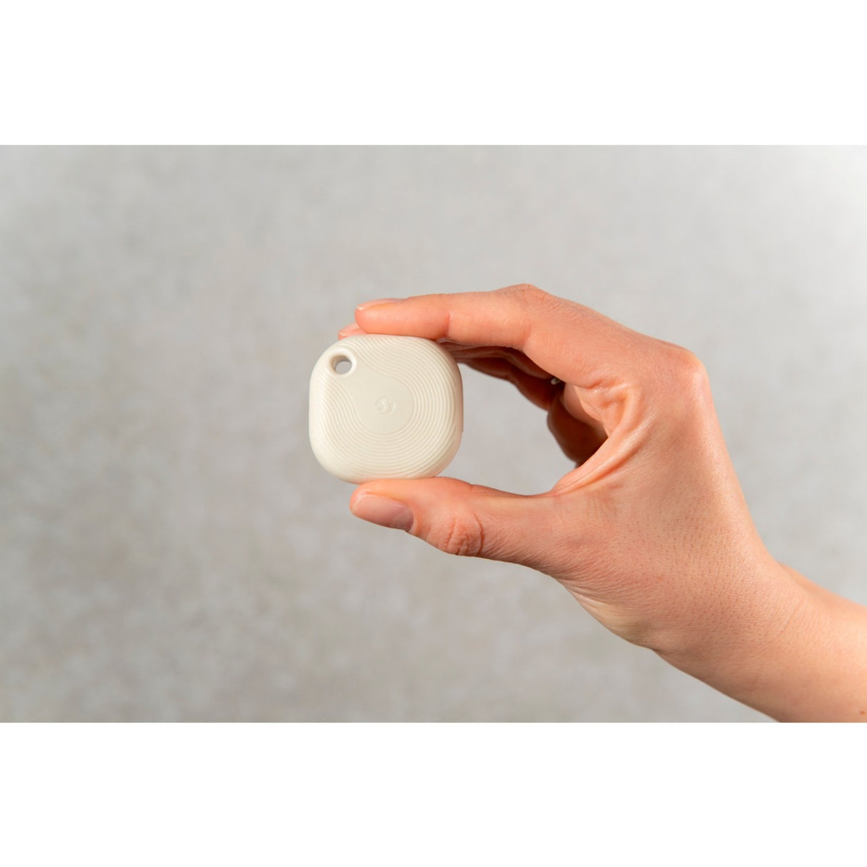 Shelly Blu Button Tward 1