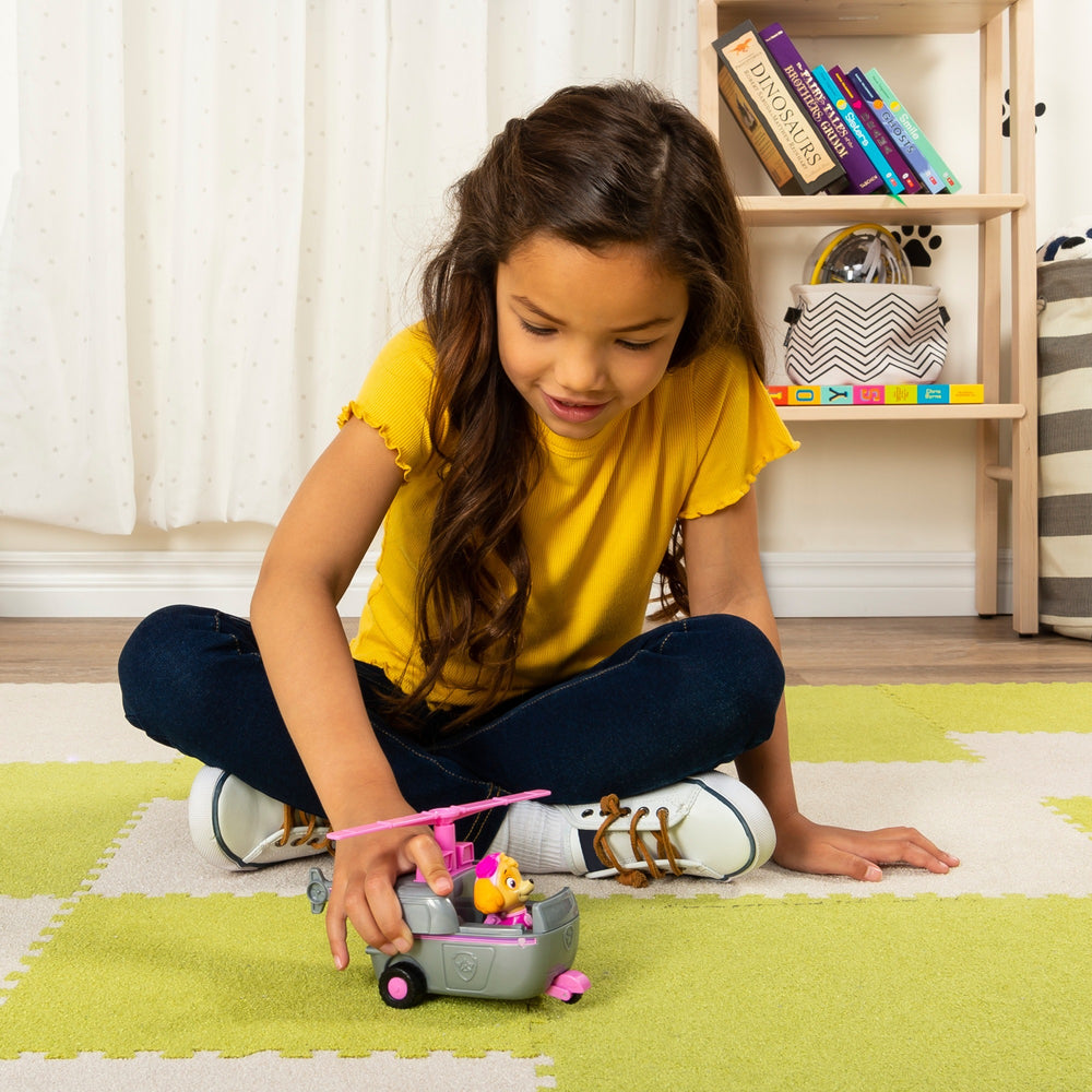 Spin Master spin Skye s helikopterjem