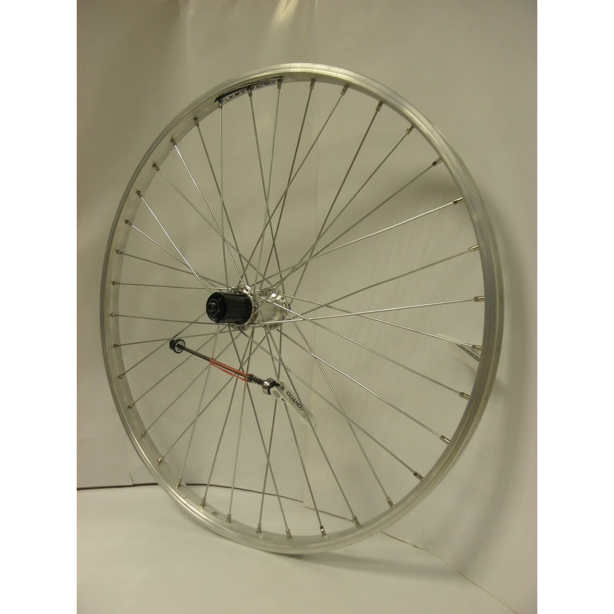 Rear wheel 26-1.75 559 8V Cass failure Alu rim paralex silver