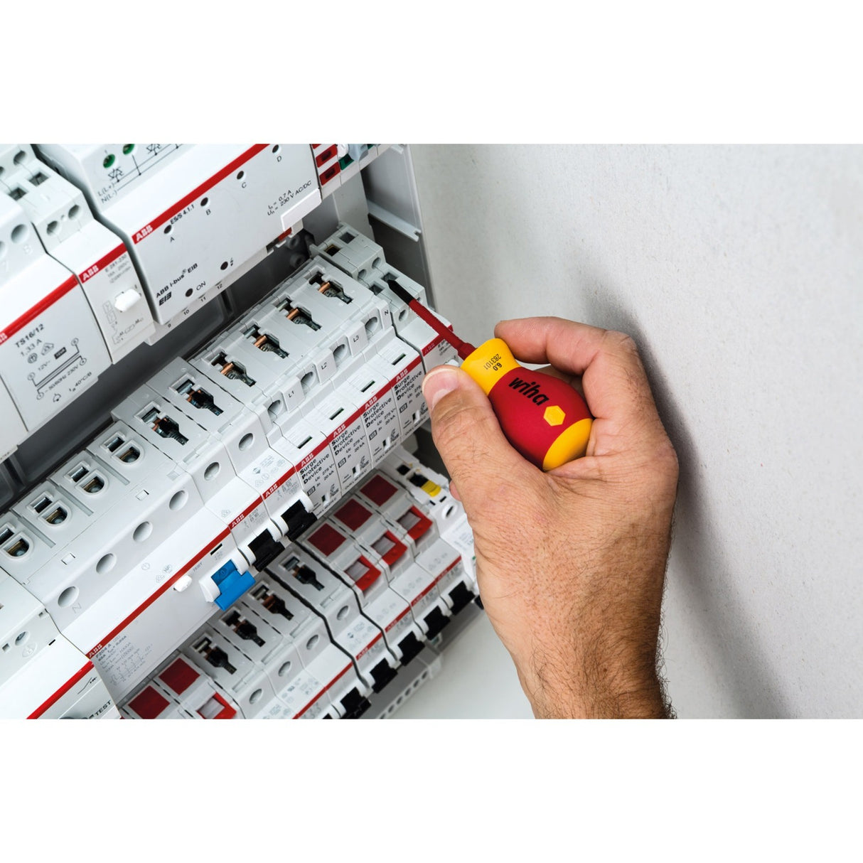 Cacciavite Wiha con slimvar elettrico Bithouderset