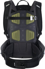 Evoc explorer pro 26 backpack