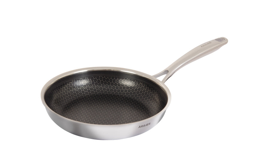 Arbaer-Bratpfanne Induktion Ø 24 cm mit Waben-Anti-Stick-Beschichtung