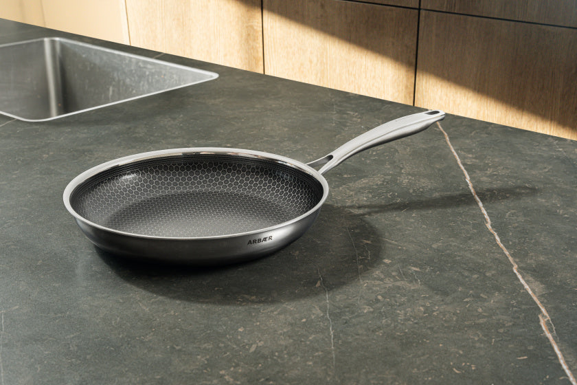 Arbaer frying pan induction Ø 28 cm with honeycomb anti-stick coating