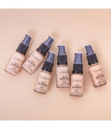 Claresa Liquid Perfection 2-i-1 concealer och Foundation 101.5 Vanilla 18GR.