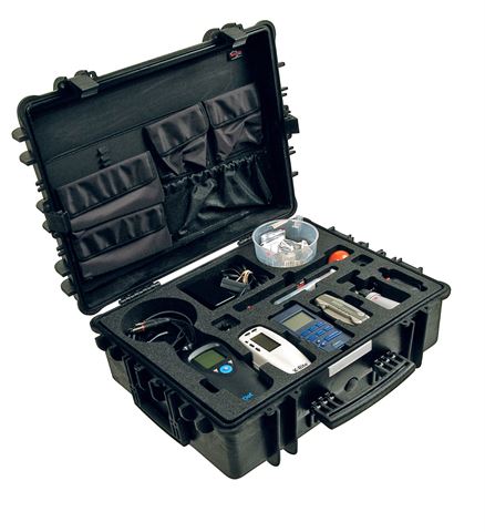 Cas d'explorateur 4820hl Black Black avec mousse de touffe