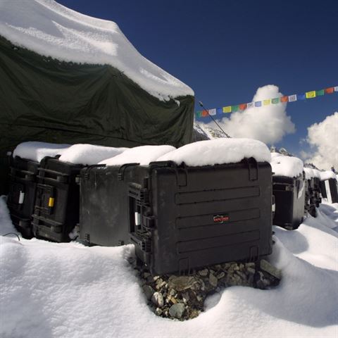 Explorer Primeri 5140 vozičkov črni z nabiranjem predalov iz pene
