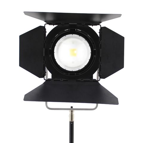 Falcon Aen bi-Faarf LED LED Lampe dimmable Cll-3000tdx op 23.0v
