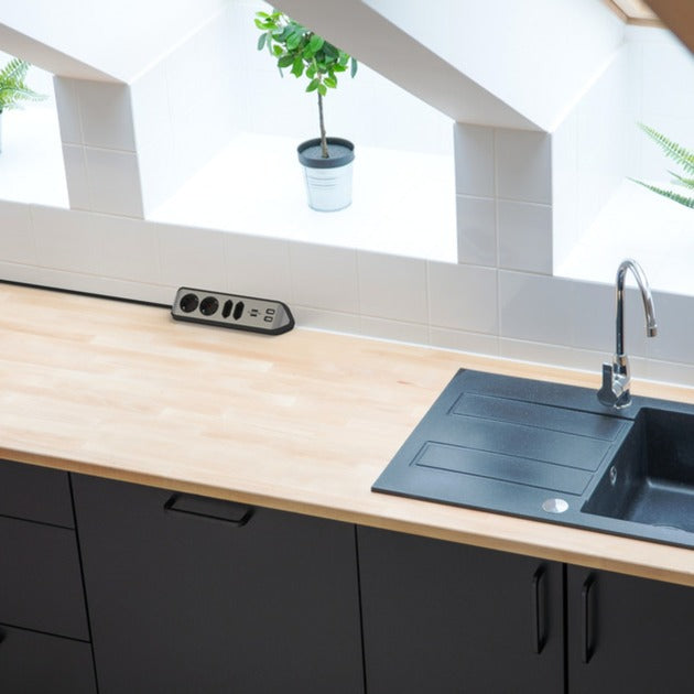 Brennenstuhl Estilo Corner Spot 4-Time