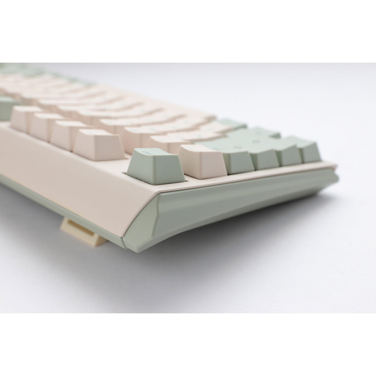 Ducky One 3 Matcha TKL, keyboard (cream green, US layout, Cherry MX Silent Red, PBT double shot, hot-swap)