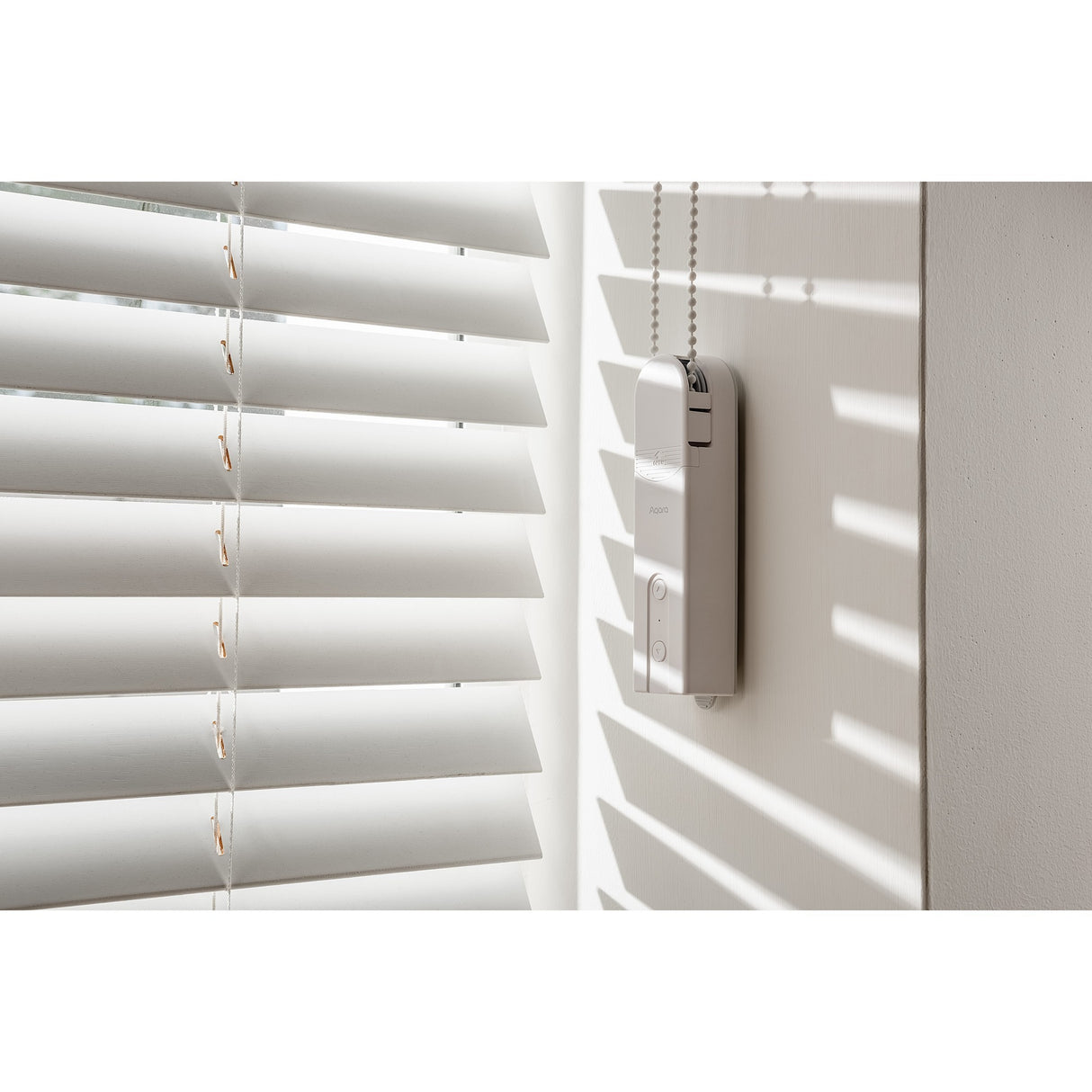Ovladač Aqara Roller Shade E1