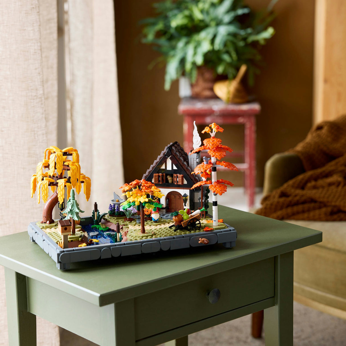 Lego ikony 11372 podzimní zahrada s chatou