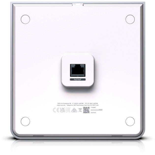 Ubiquiti U6 Enterprise w ścianie