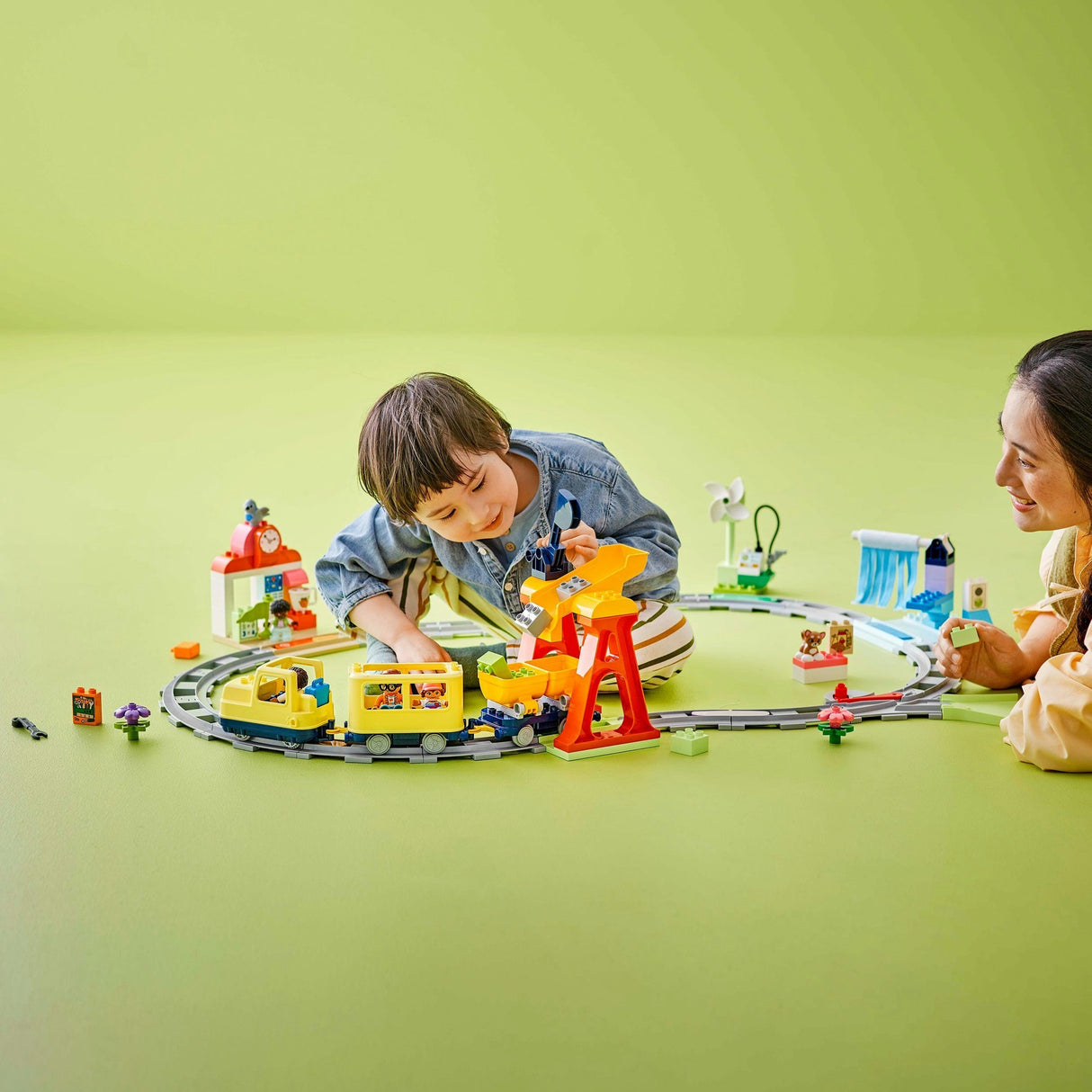 Lego Duplo Town 10428 large interactive neighborhood train