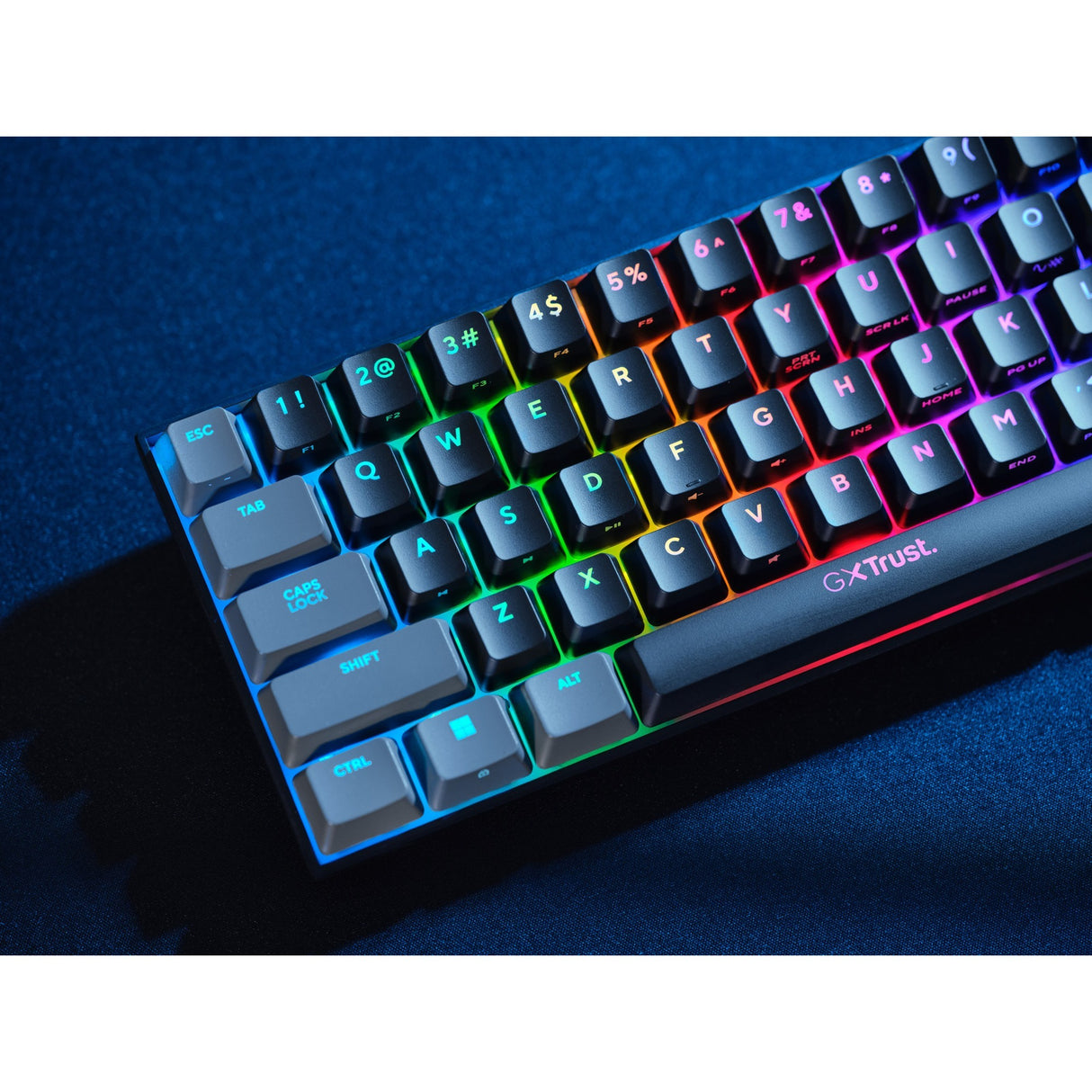 Trust GXT 867 Acira 60% Mechanical Mini Gaming Keyboard, Gaming Keyboard (Black, US layout, Outemu Red, 60%, RGB)