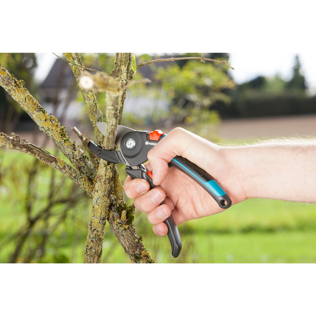 Gardena Comfort prořezávání stříhání a m