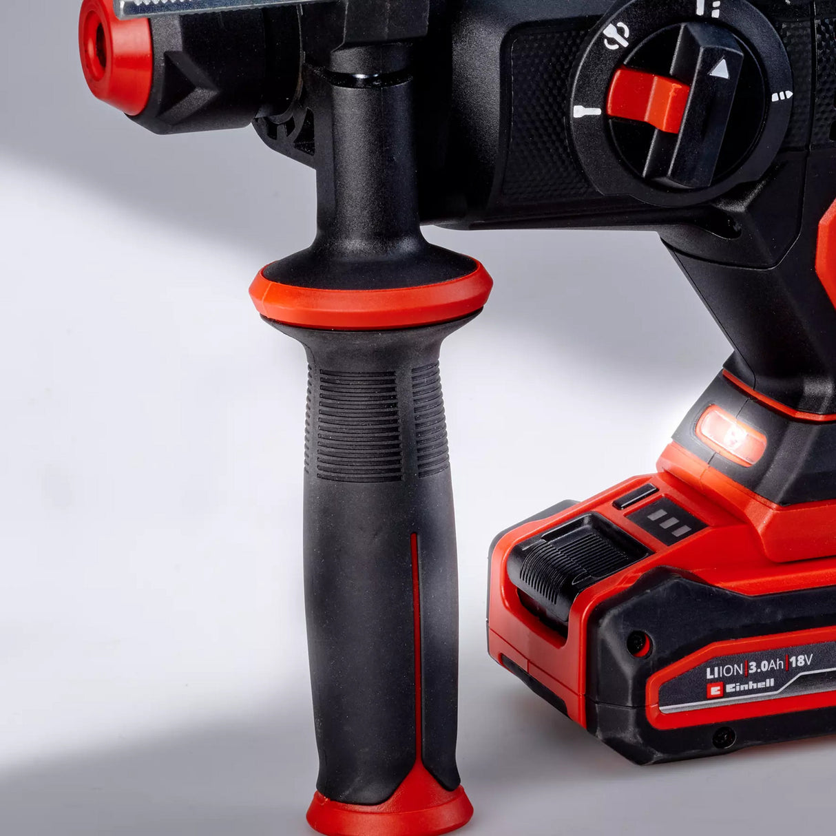 Einhell tp-hd 18 22 d li bl - sólo profesionálna akumulátorová príklepová vŕtačka (červená čierna, batéria a nabíjačka nie sú súčasťou balenia, vrátane úložného puzdra e-case s-f)