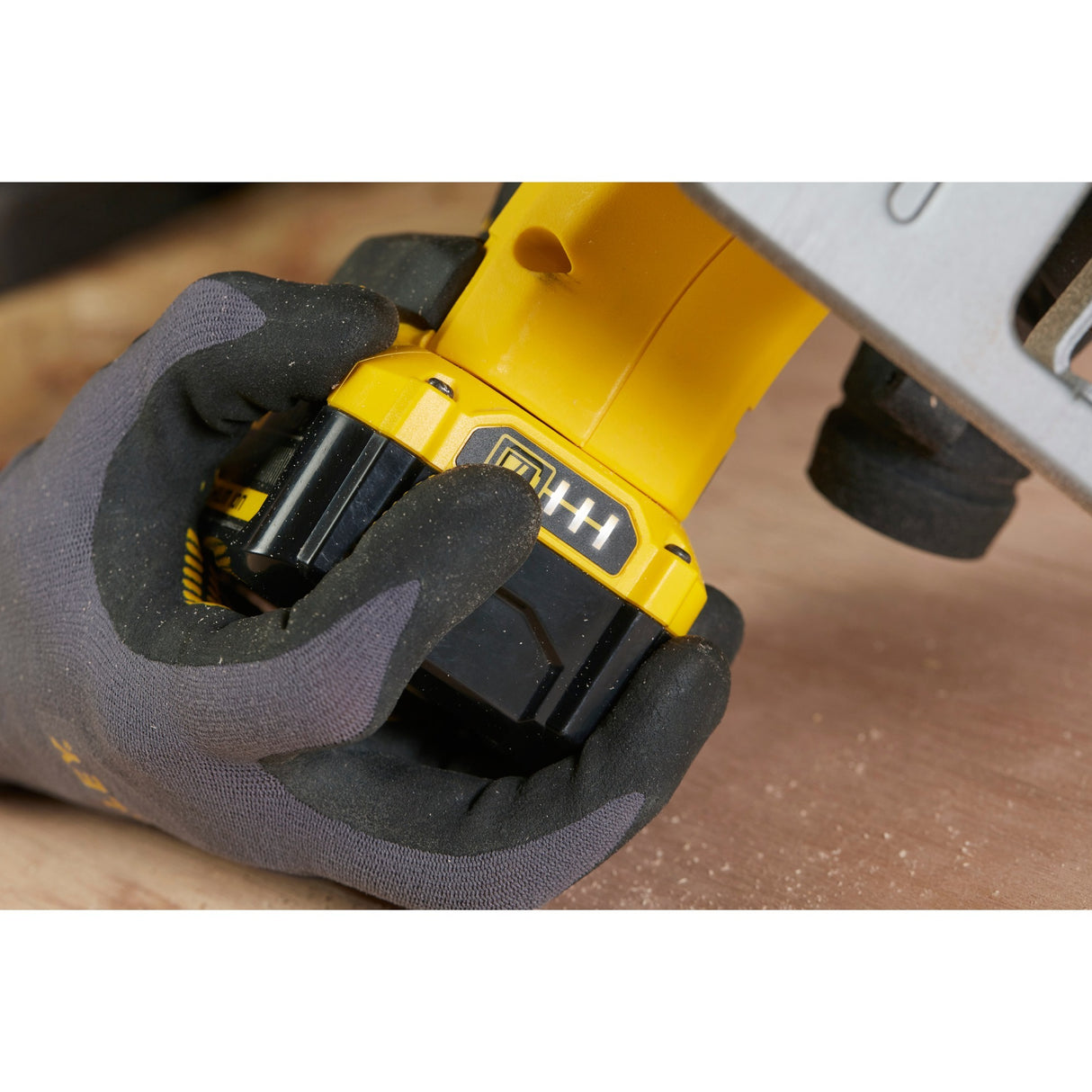 Stanley Fatmax V20 18virkular gesinn