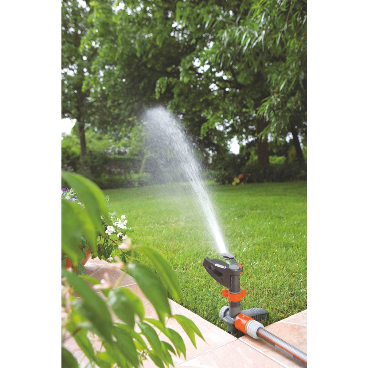 Gardena Comfort Pulsing Sectors Circular Spraider