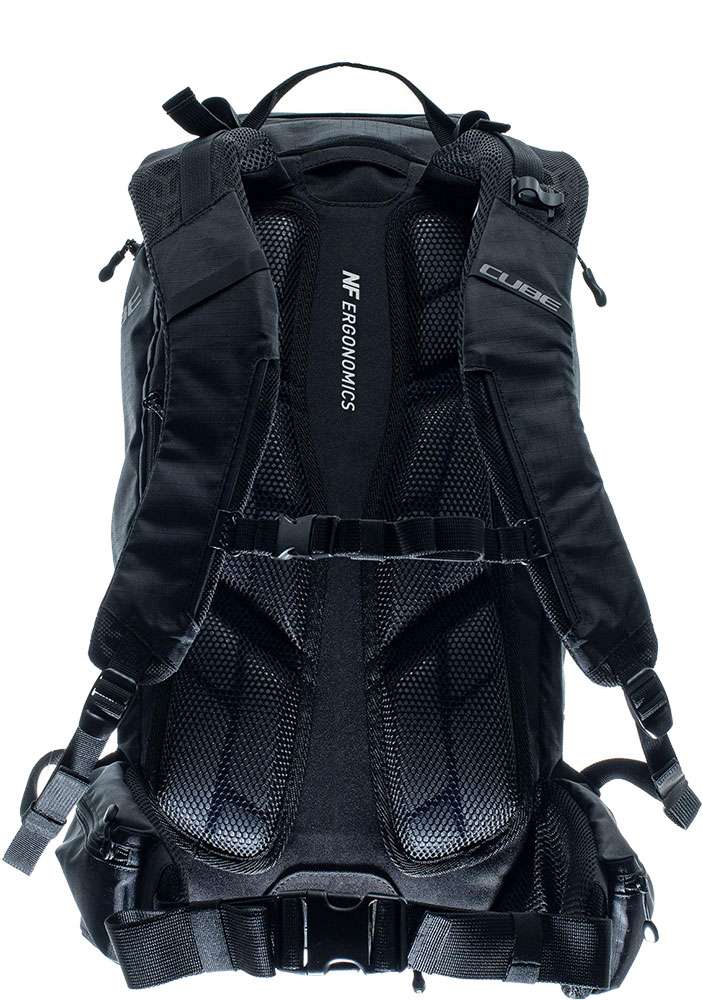 Cube vertex 16 - protector backpack