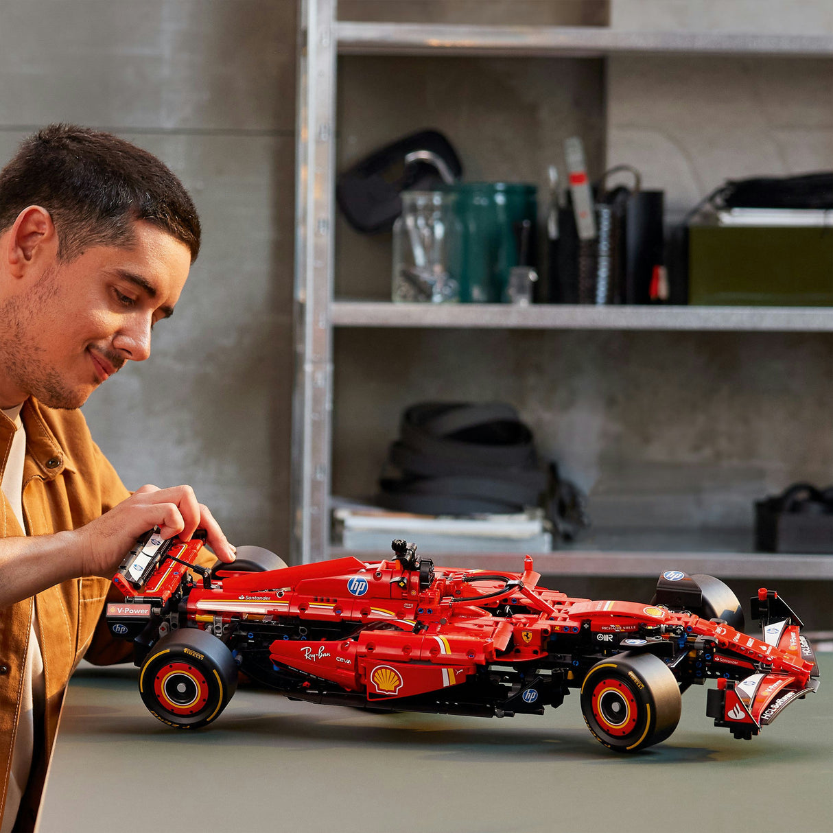 Lego Technic 42207 Ferrari SF-24 F1 bil