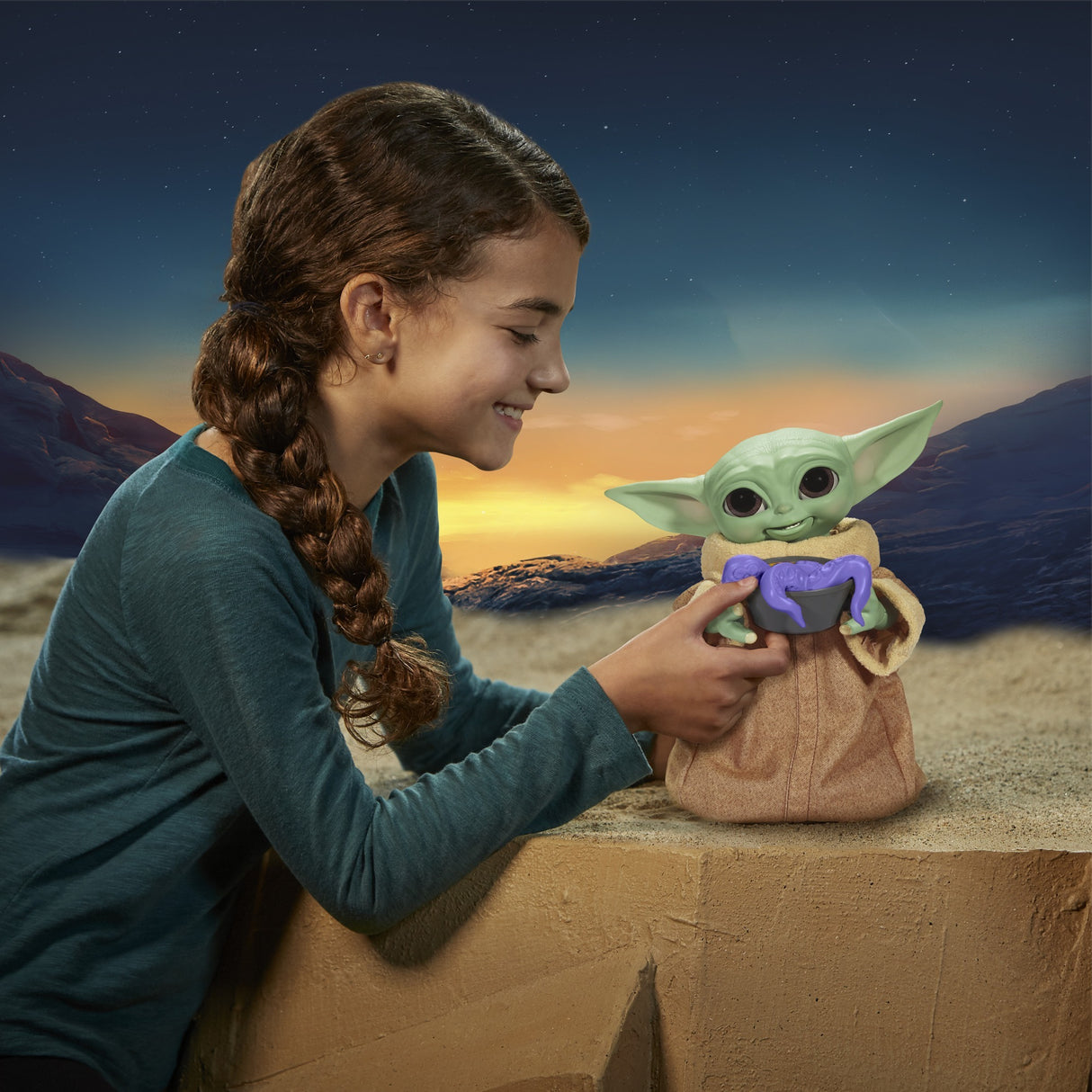 Hasbro Star Wars Galactic Snackin 'Grogu