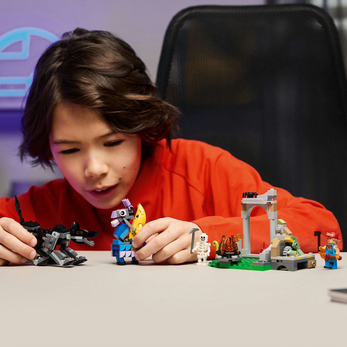 Lego Fortnite 77075 Camp Peely et bougies d'allumage