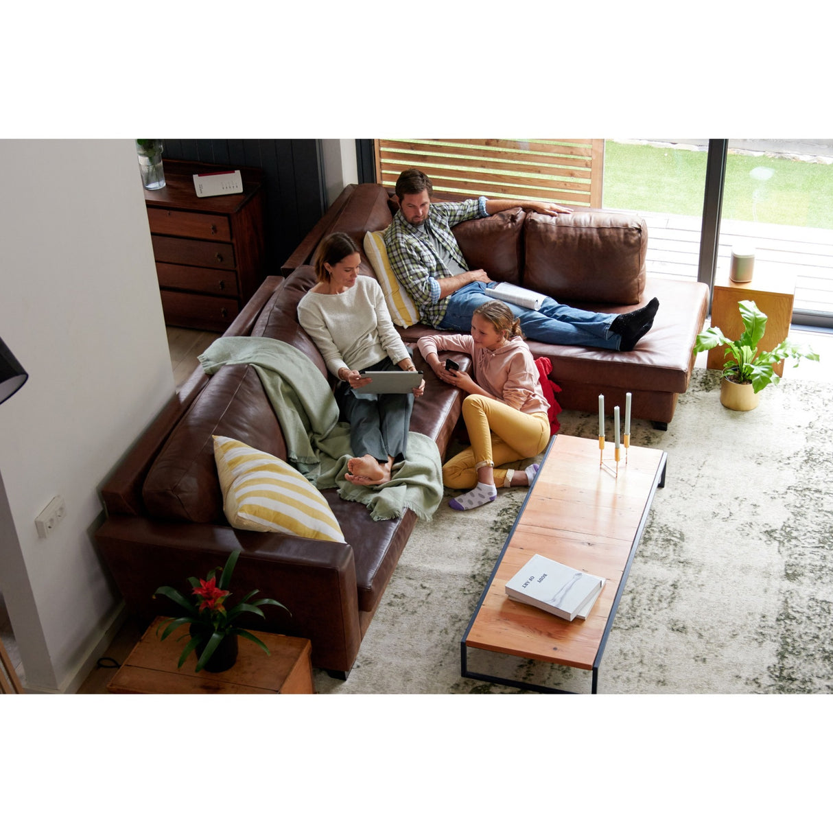 Fritz! Box 6660 Cable International Router (white red, mesh Wi-Fi)