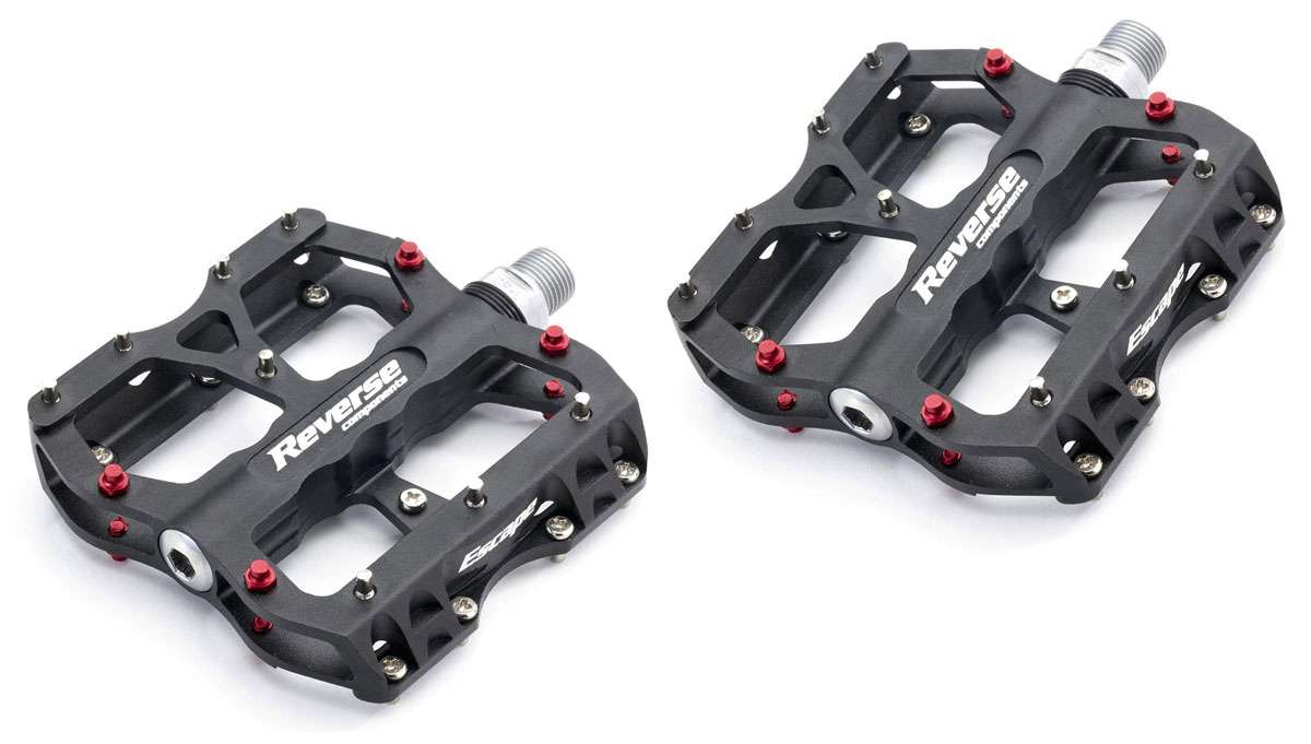 Reverse components escape platform pedals