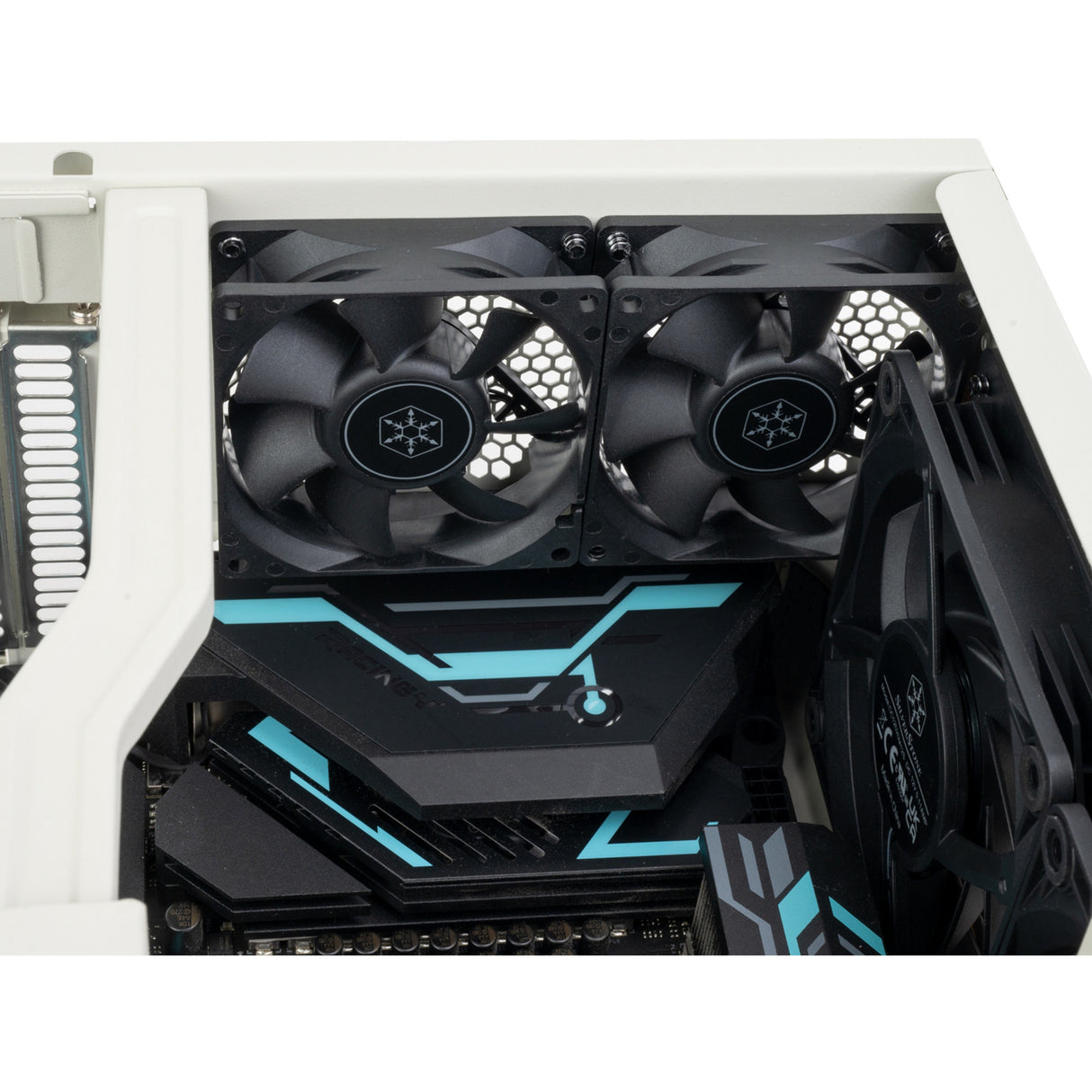 Silverstone FLP01 HTPC korpusas (kreminis | 2x USB-A | 1x USB-C)