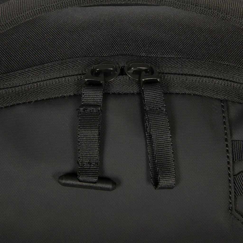 Mála droma ecosmart comaitéara Targus 15-16” (dubh)